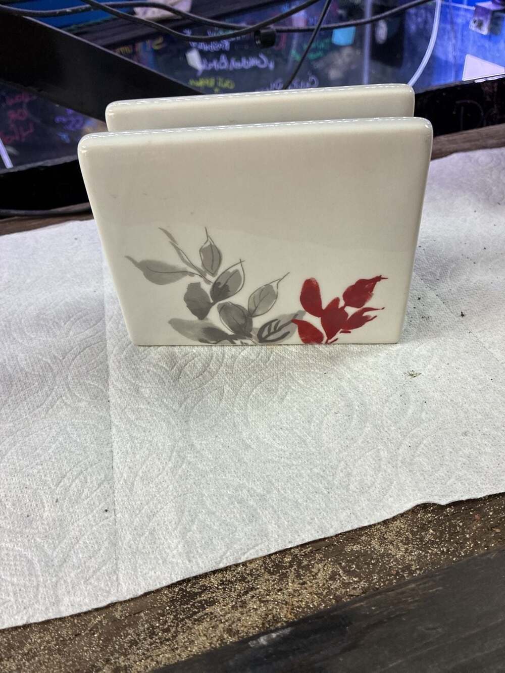 Corelle Coordinates Kyoto Leaves Porcelain Napkin Holder Red Gray Leaves on Whit - Picture 6 of 6